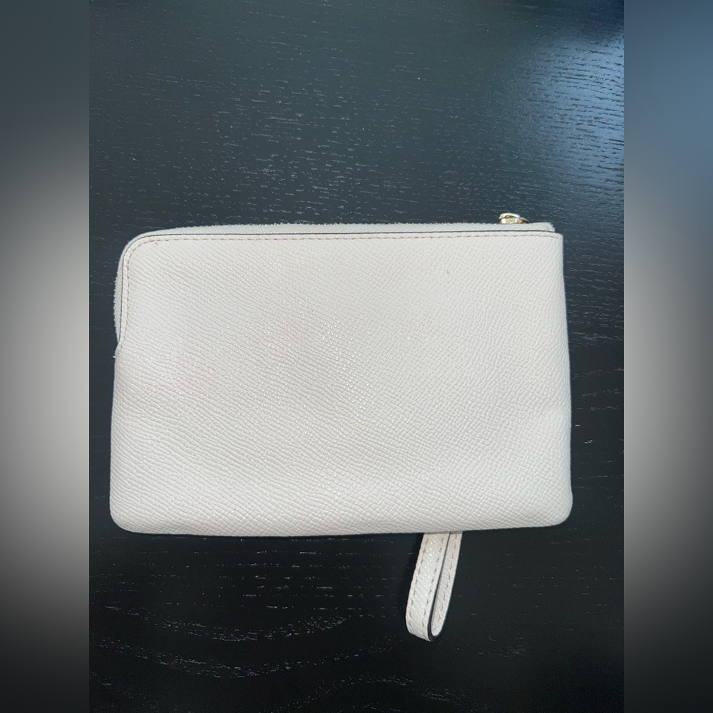 Coach White Wristlet Bag pre owned - Picture 4 of 8